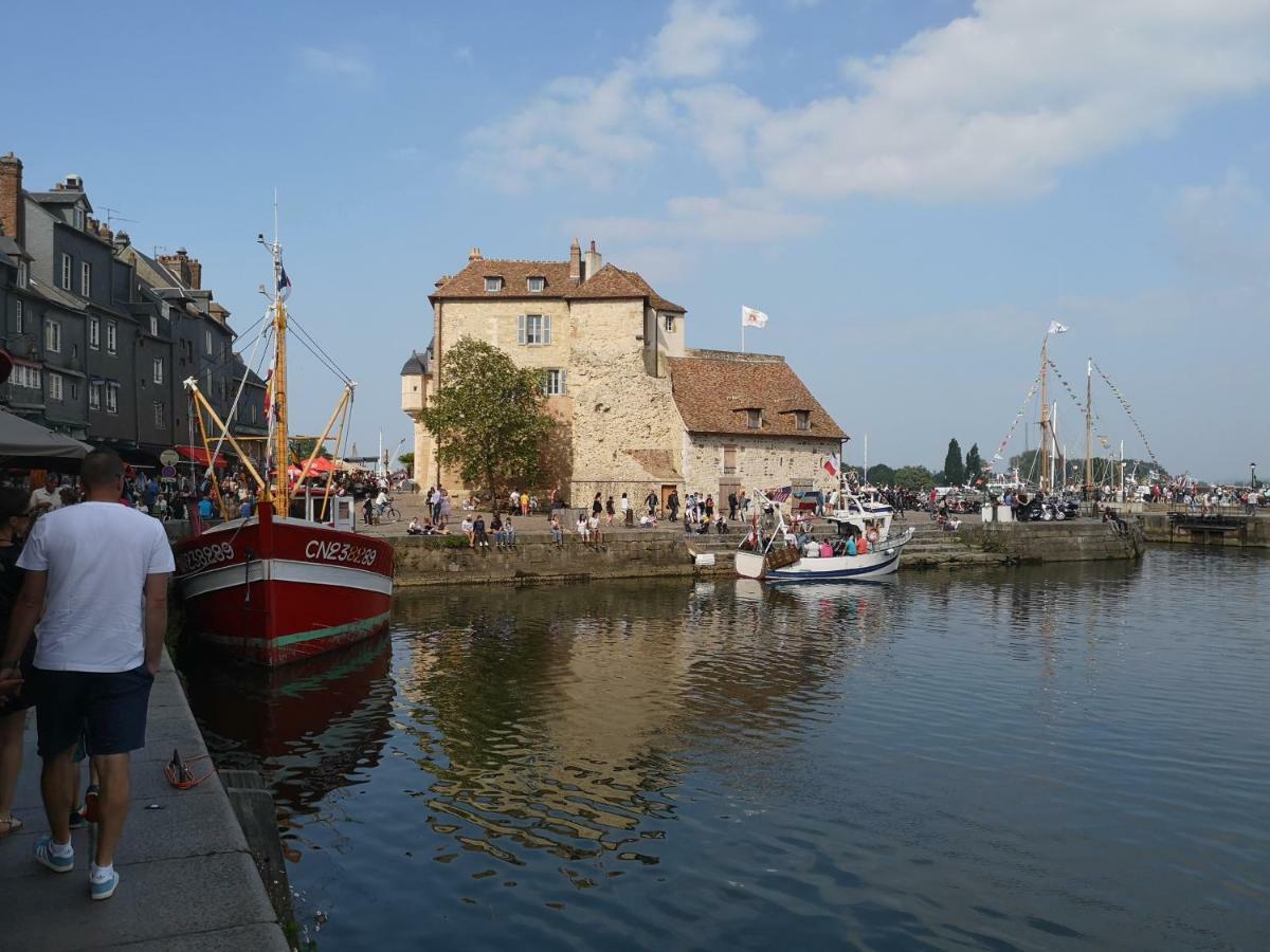 Un Parfum D'Embruns Hypercentre Honfleur, Fibre Leilighet Eksteriør bilde